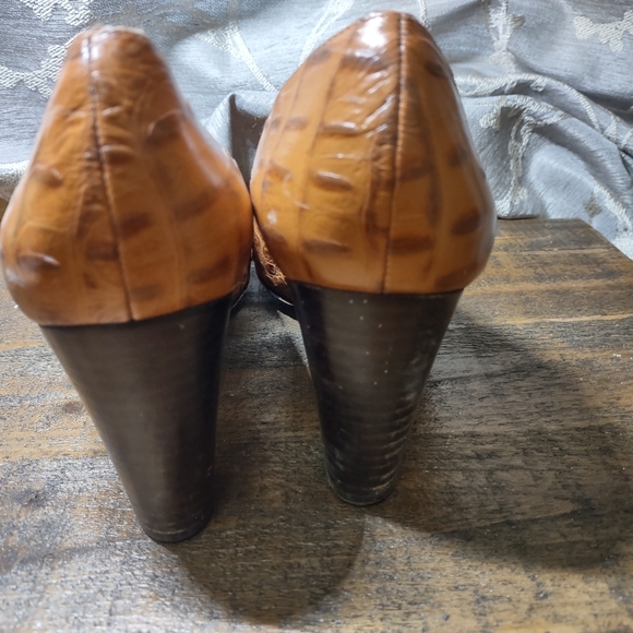 Enzo Angiolini Brown High Block Heels - Picture 3 of 5